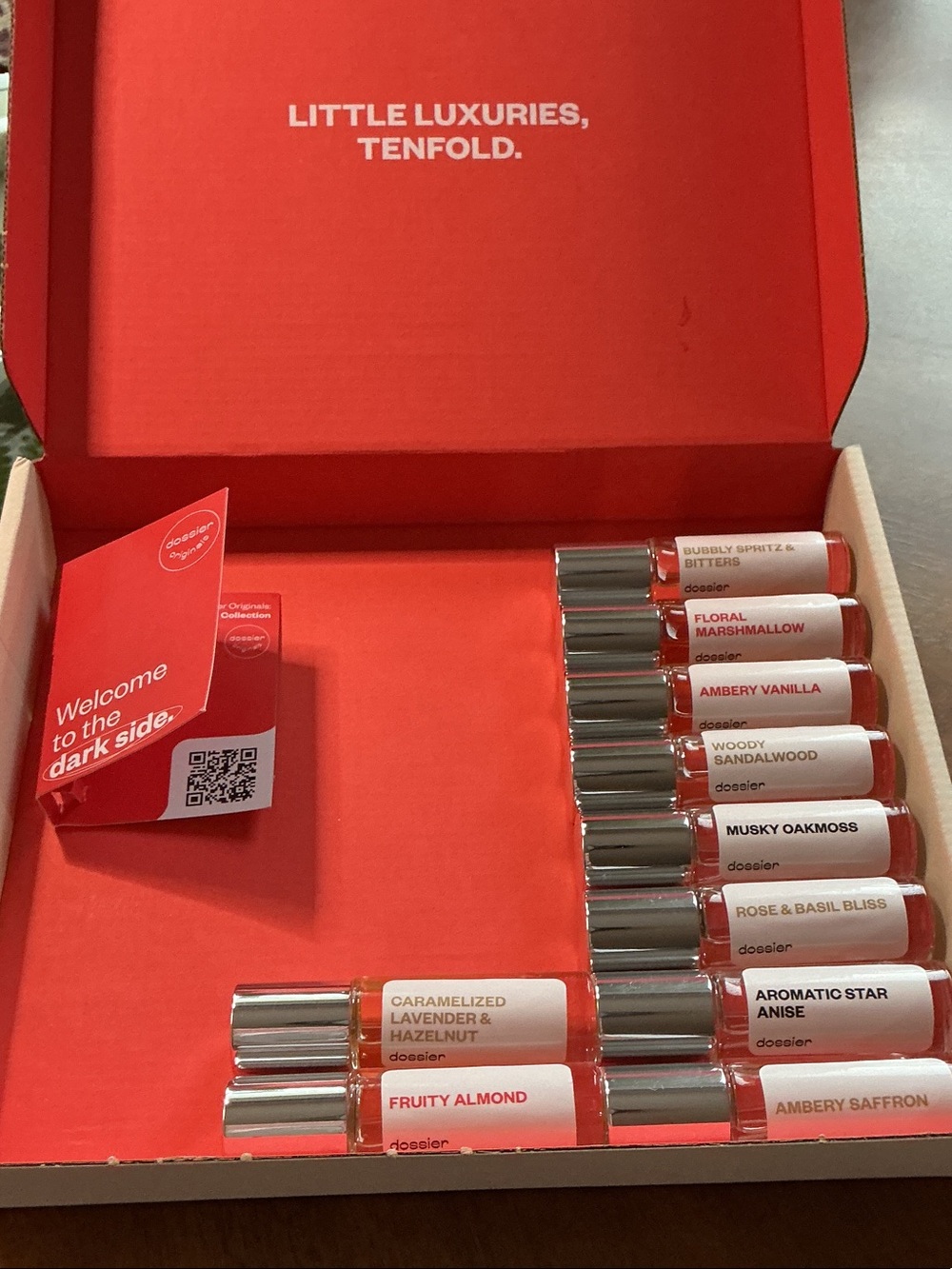 DOSSIER PERFUME SAMPLES /10 X .37 FL. OZ.